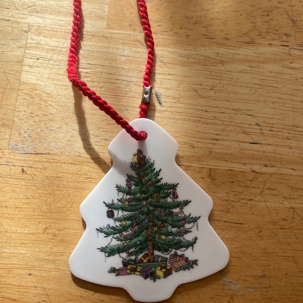 Spode christmas Tree Ornament with Red Cord. Vintage. About 2.5 in tall